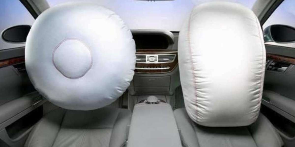 Primo Airbag in macchina