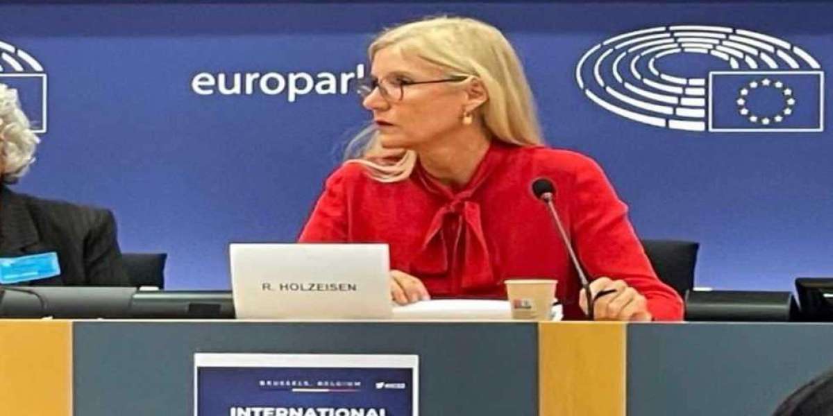 Unione europea è sulla strada di un totalitarismo disumano