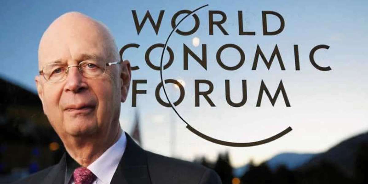 Schwab intraprende azioni legali contro i critici