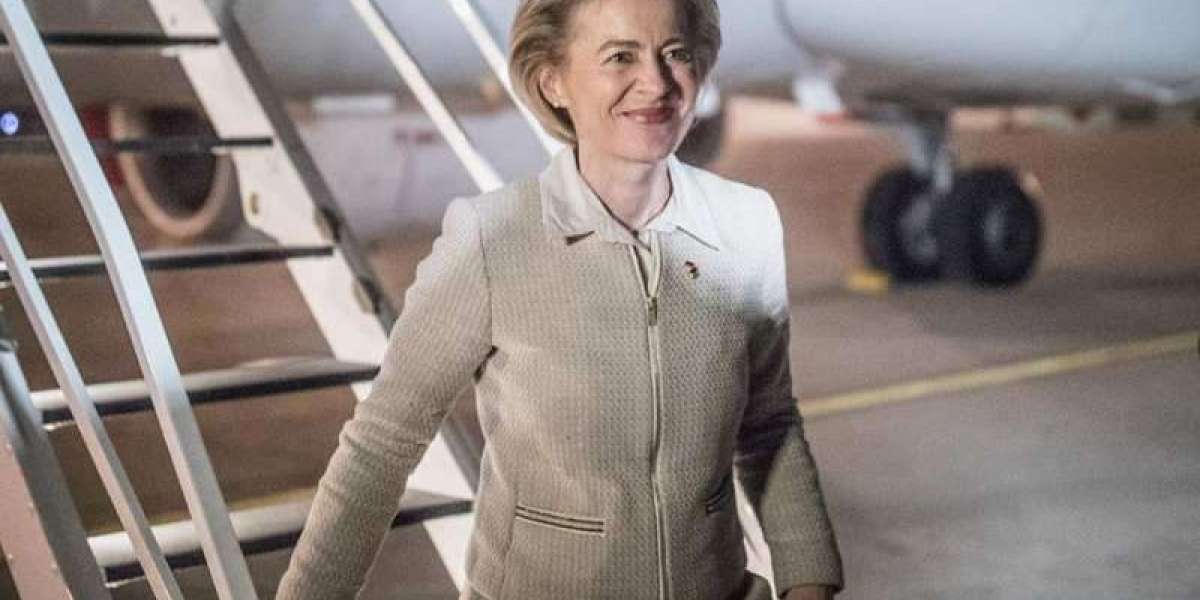 Von der Leyen noleggia un jet privato per soli 200 chilometri