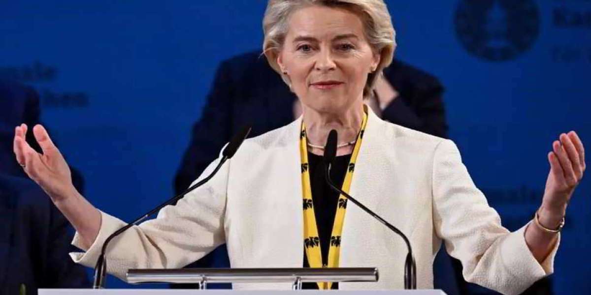 Ursula von der Leyen: l’ordine mondiale che conoscevamo non esiste più, sta emergendo un mondo nuovo.